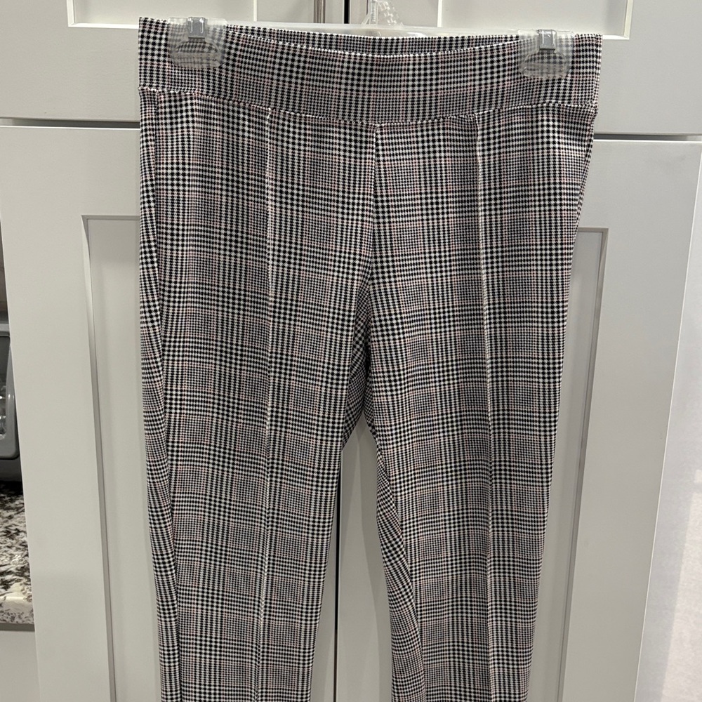 Old Navy Black and White Plaid Stevie pants